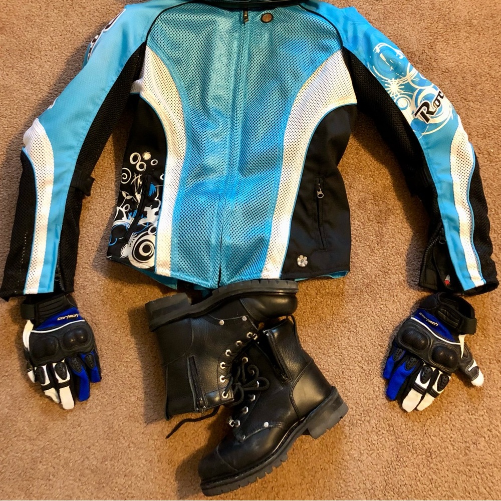 Women’s Small Motorcycle Gear - Jacket, boots, and matching gloves